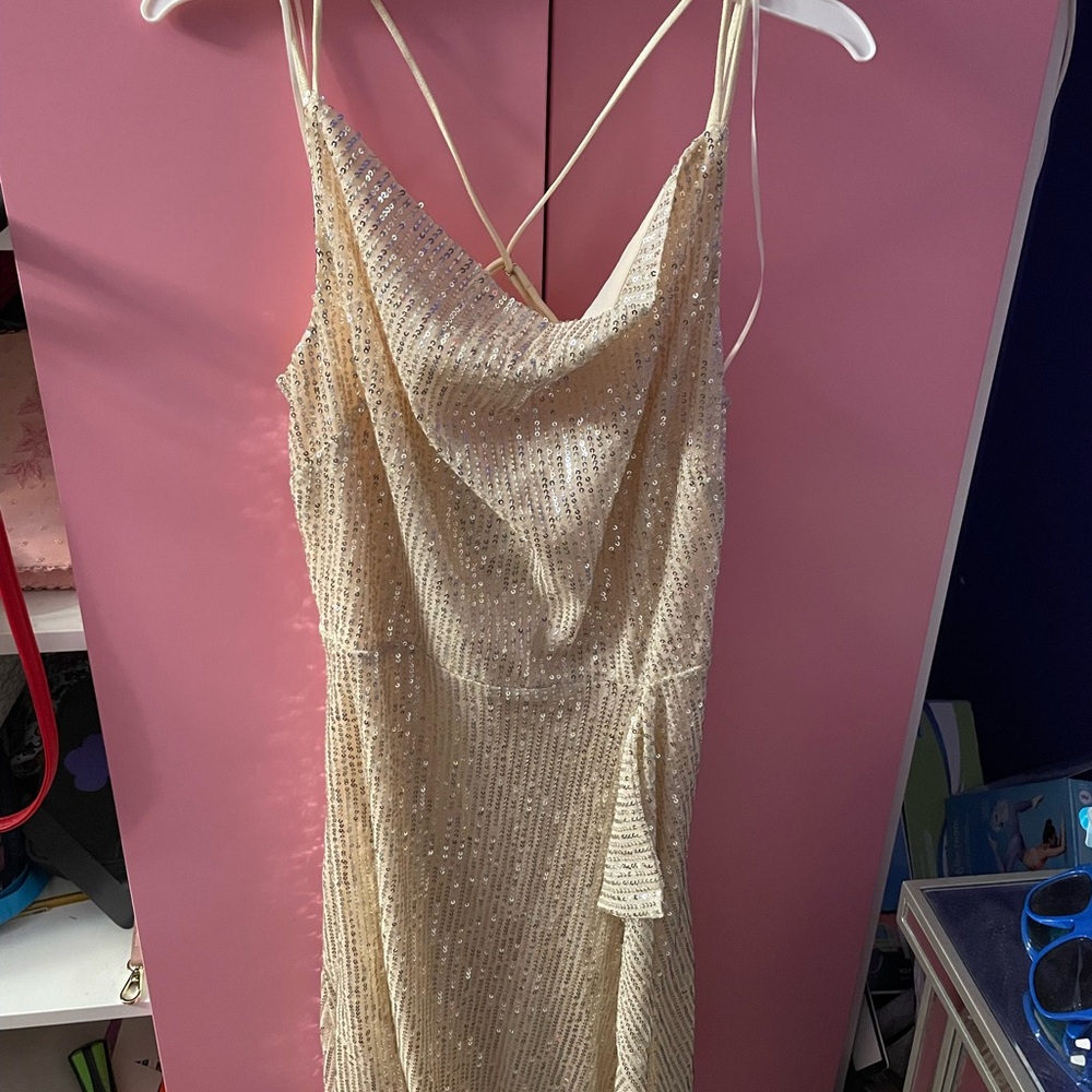 Elegant Gold Sequin Dress